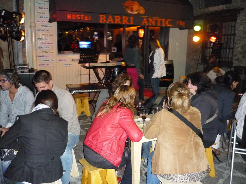 أندورا لا فيلا Barri Antic Hostel & Pub المظهر الخارجي الصورة